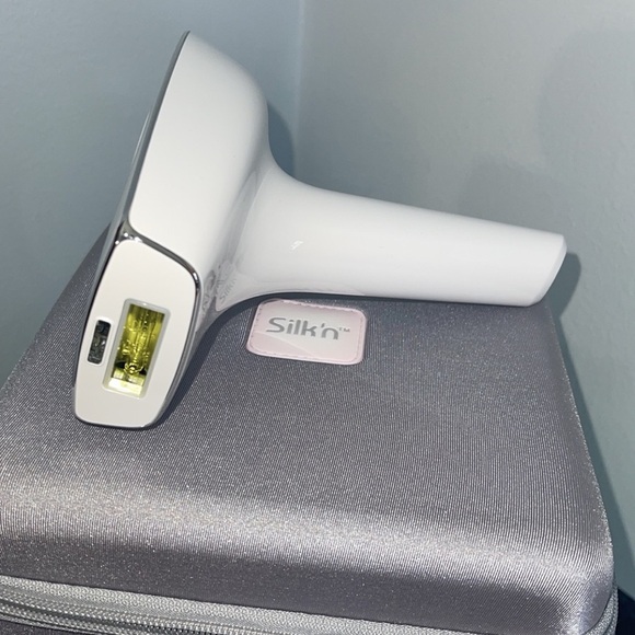 NEW Silk’n BellaFlash Pro IPL Laser Permanent Hair Removal Sys Device Women Men - Picture 15 of 16